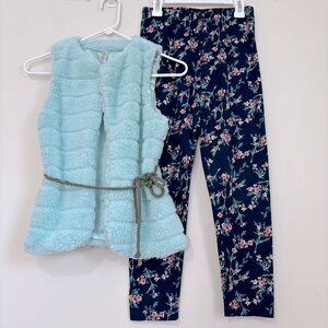 Beautees Junior Girls Blue Bonnie Faux Fur Vest & Navy floral legging 2 Pcs Sets